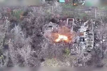 Расчеты ударных БПЛА ВС РФ уничтожают ВСУ в восточной части Димитрова