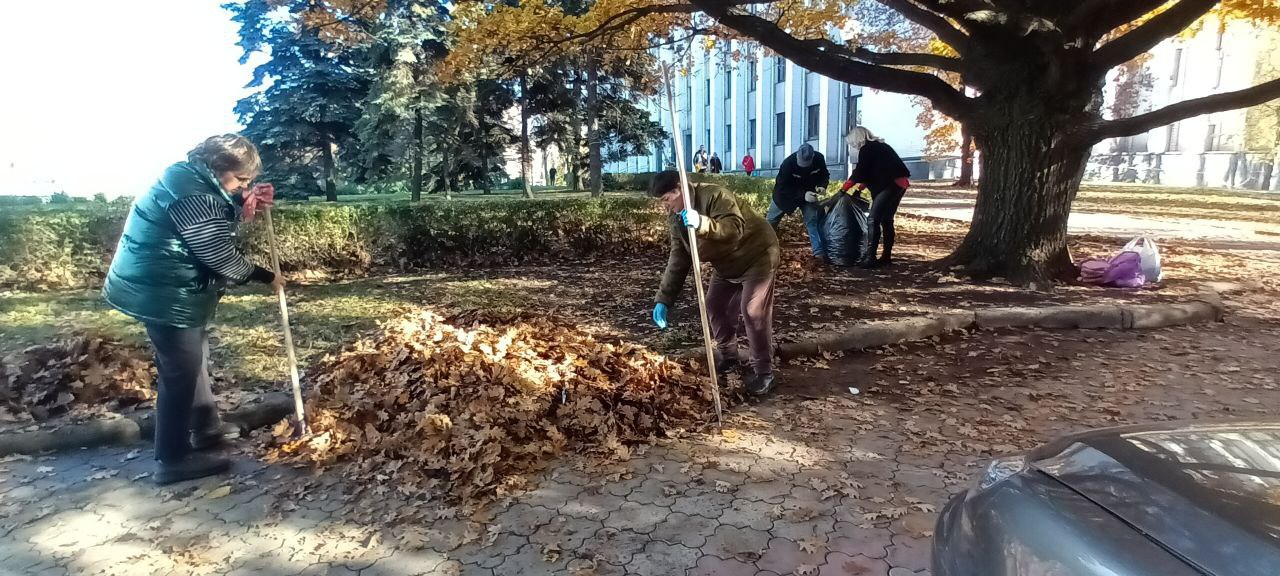 Елена Синецкая: Сегодня, 30 октября, в рамках проекта «Городская среда», реализуемого Всероссийской Политической Партией «Единая Россия», сотрудники Управы Калининского внутригородского района Администрации городского округа... Елена Синецкая: Сегодня, 30 октября, в рамках проекта «Городская среда», реализуемого Всероссийской Политической Партией «Единая Россия», сотрудники Управы Калининского внутригородского района Администрации городского округа...