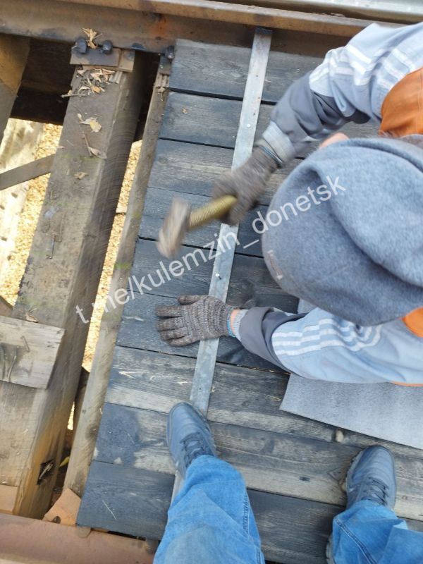 Алексей Кулемзин: Сотрудники муниципального предприятия «Донэлектроавтотранс» начали работы по монтажу новых элементов верхнего строения технологического моста трамвайных маршрутов № 5, 8 на участке «ул. Памирская — ул.... Алексей Кулемзин: Сотрудники муниципального предприятия «Донэлектроавтотранс» начали работы по монтажу новых элементов верхнего строения технологического моста трамвайных маршрутов № 5, 8 на участке «ул. Памирская — ул....