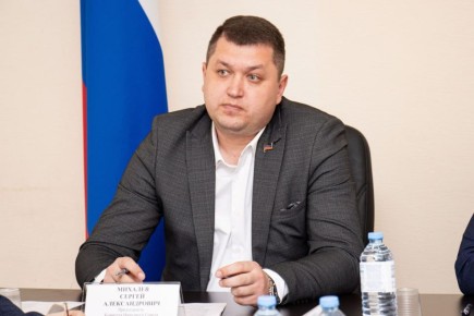 Депутаты анализируют федеральное законодательство в сфере природопользования