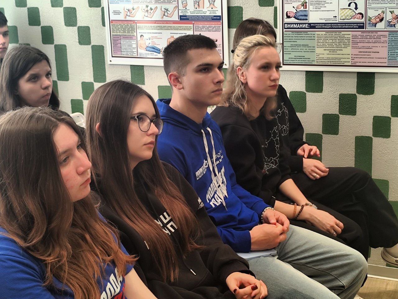 #МыПротивТерроризма. Для представителей молодежных организаций Волновахского округа в Доме молодежи состоялась беседа, направленная на предупреждение терроризма и экстремизма #МыПротивТерроризма. Для представителей молодежных организаций Волновахского округа в Доме молодежи состоялась беседа, направленная на предупреждение терроризма и экстремизма