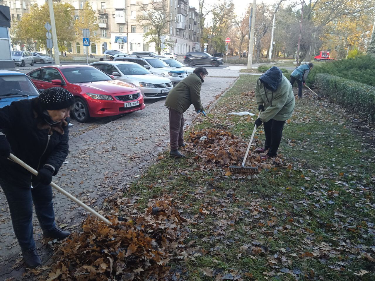 Елена Синецкая: Сегодня, 30 октября, в рамках проекта «Городская среда», реализуемого Всероссийской Политической Партией «Единая Россия», сотрудники Управы Калининского внутригородского района Администрации городского округа... Елена Синецкая: Сегодня, 30 октября, в рамках проекта «Городская среда», реализуемого Всероссийской Политической Партией «Единая Россия», сотрудники Управы Калининского внутригородского района Администрации городского округа...