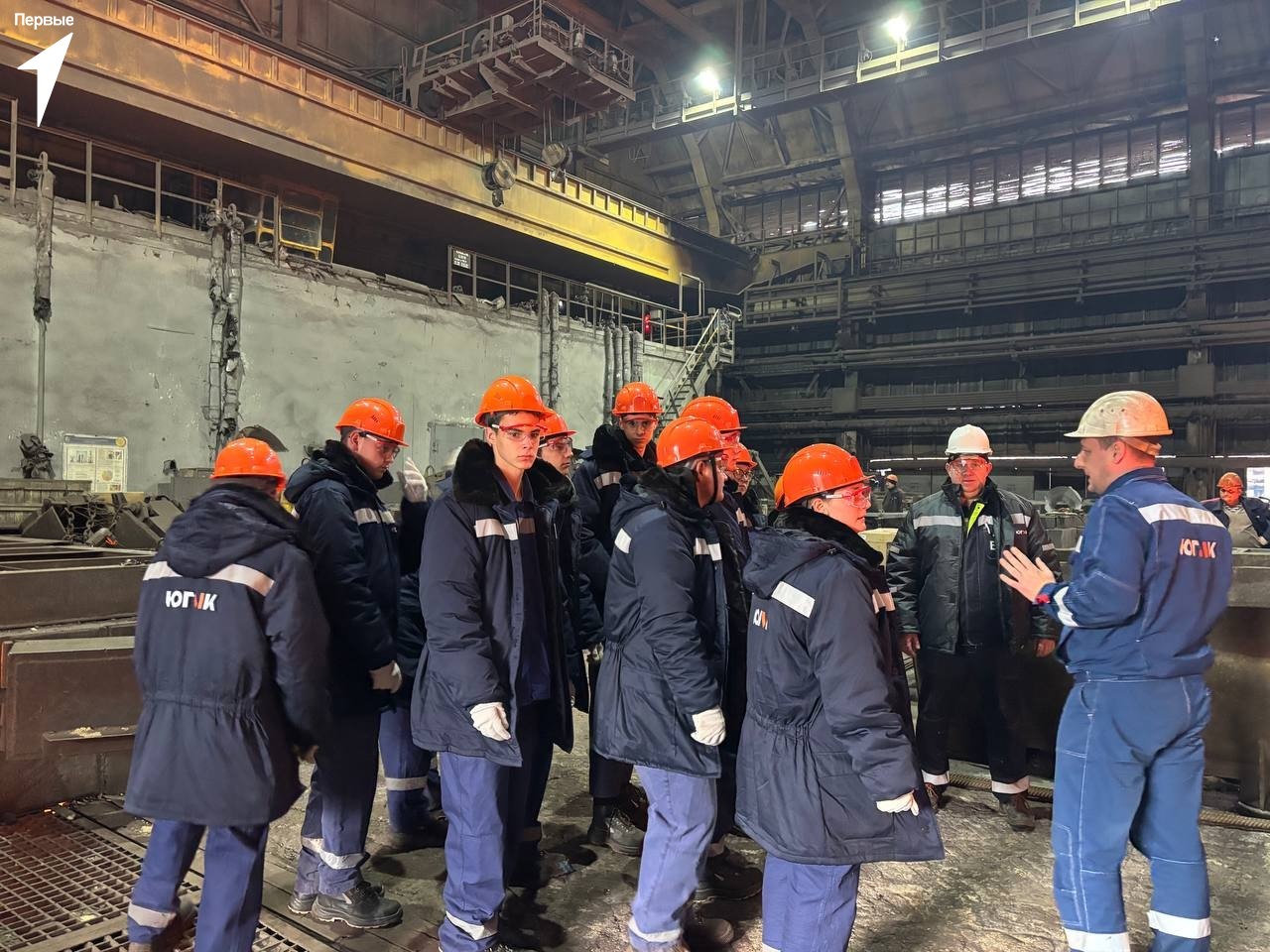 Выбираем профессию. Благодаря Коваленко Александру Геннадьевичу — депутату Енакиевского городского совета, управляющего филиалом № 2 ЕМЗ ООО «ЮГМК ДОНЕЦК», Первые из индустриально-металлургического техникума в рамках проекта... Выбираем профессию. Благодаря Коваленко Александру Геннадьевичу — депутату Енакиевского городского совета, управляющего филиалом № 2 ЕМЗ ООО «ЮГМК ДОНЕЦК», Первые из индустриально-металлургического техникума в рамках проекта...