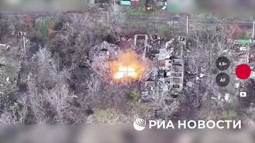 Минобороны показало кадры уничтожения огневых позиций и военнослужащих ВСУ в восточной части Димитрова