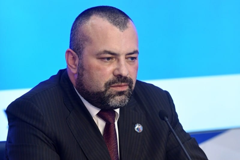 Запад осознает ложь Украины, в том числе о реалиях на фронте, поэтому иностранные журналисты вряд ли поедут к военным ВСУ, окруженным в Купянске Харьковской области и Красноармейске в ДНР