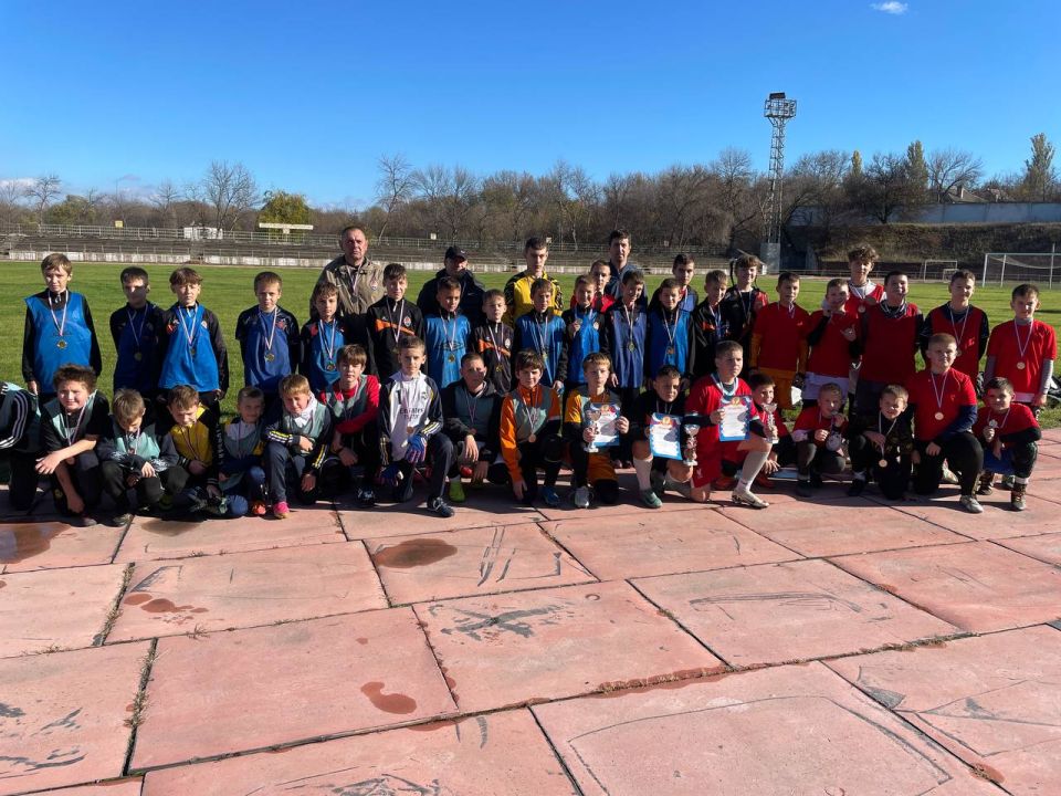   .               28-29       ...