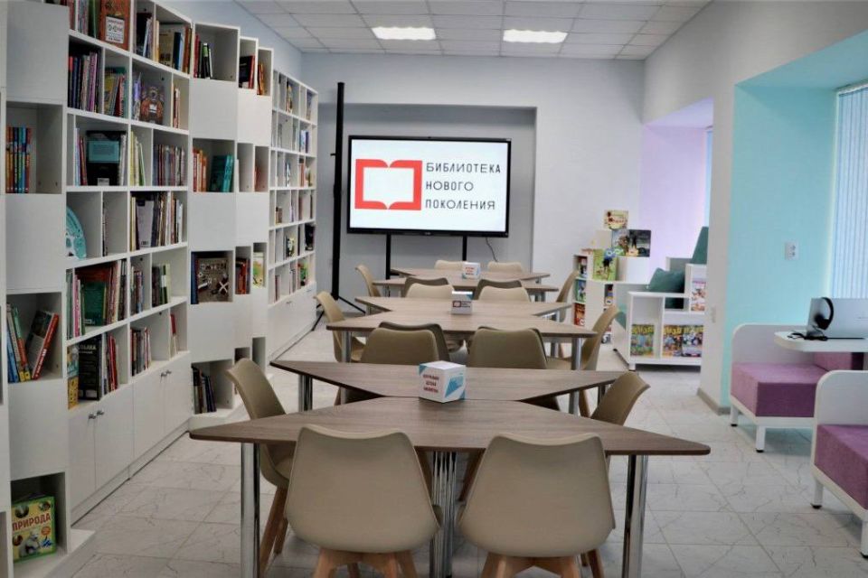 Кирилл Макаров: Первая в Республике детская модельная библиотека открылась в Енакиево Кирилл Макаров: Первая в Республике детская модельная библиотека открылась в Енакиево