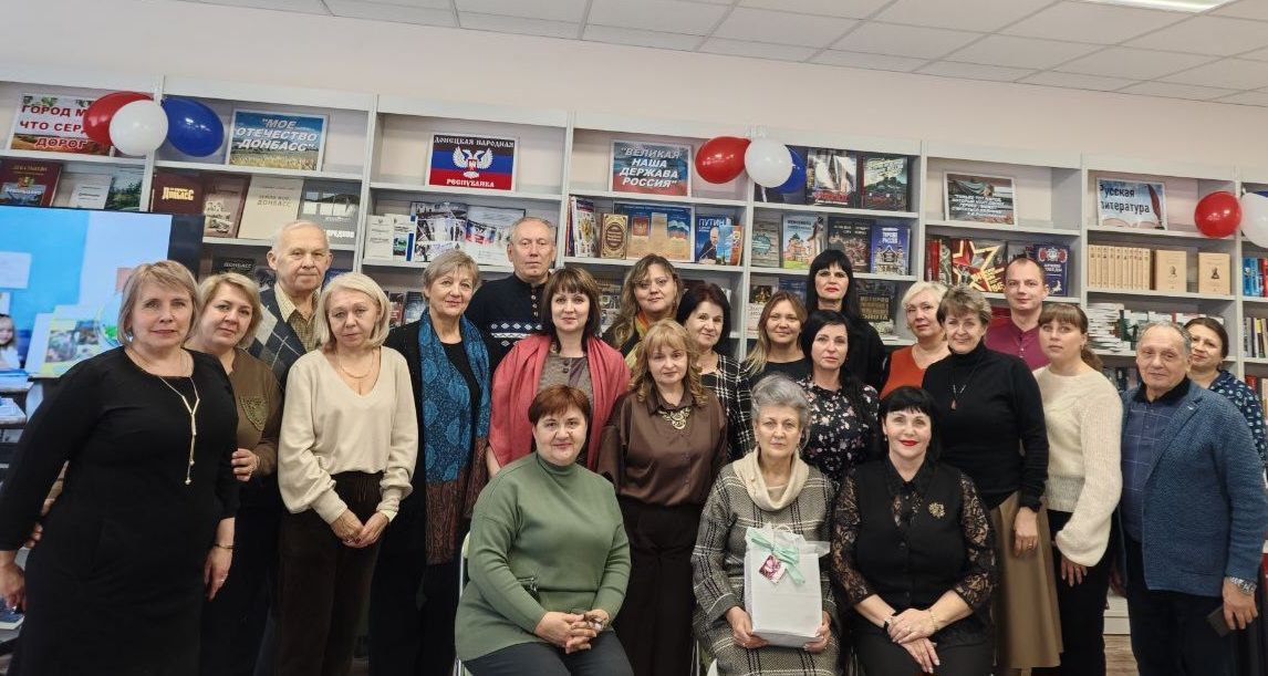 Рабочий диалог за круглым столом: подведены итоги первой учебной четверти