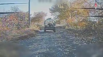 Минобороны России: Расчеты ударных БПЛА подразделений 2-й ОА группировки войск «Центр» срывают попытки прорыва боевиков ВСУ из окруженных районов Красноармейска в ДНР