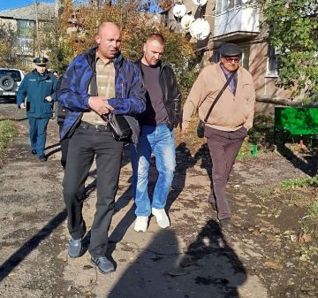 СОТРУДНИКИ ФИЛИАЛА "ХАРЦЫЗСКТЕПЛОСЕТЬ" ПРОВЕЛИ ВСТРЕЧУ С ГРАЖДАНАМИ