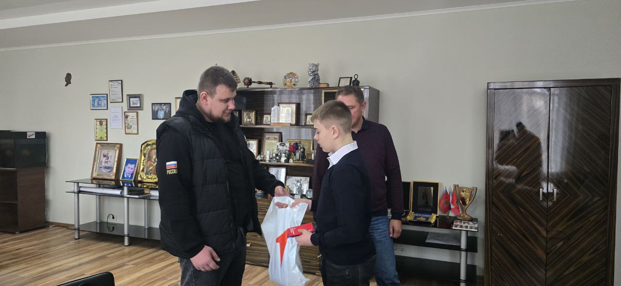 Докучаевск встречает новую смену Докучаевск встречает новую смену