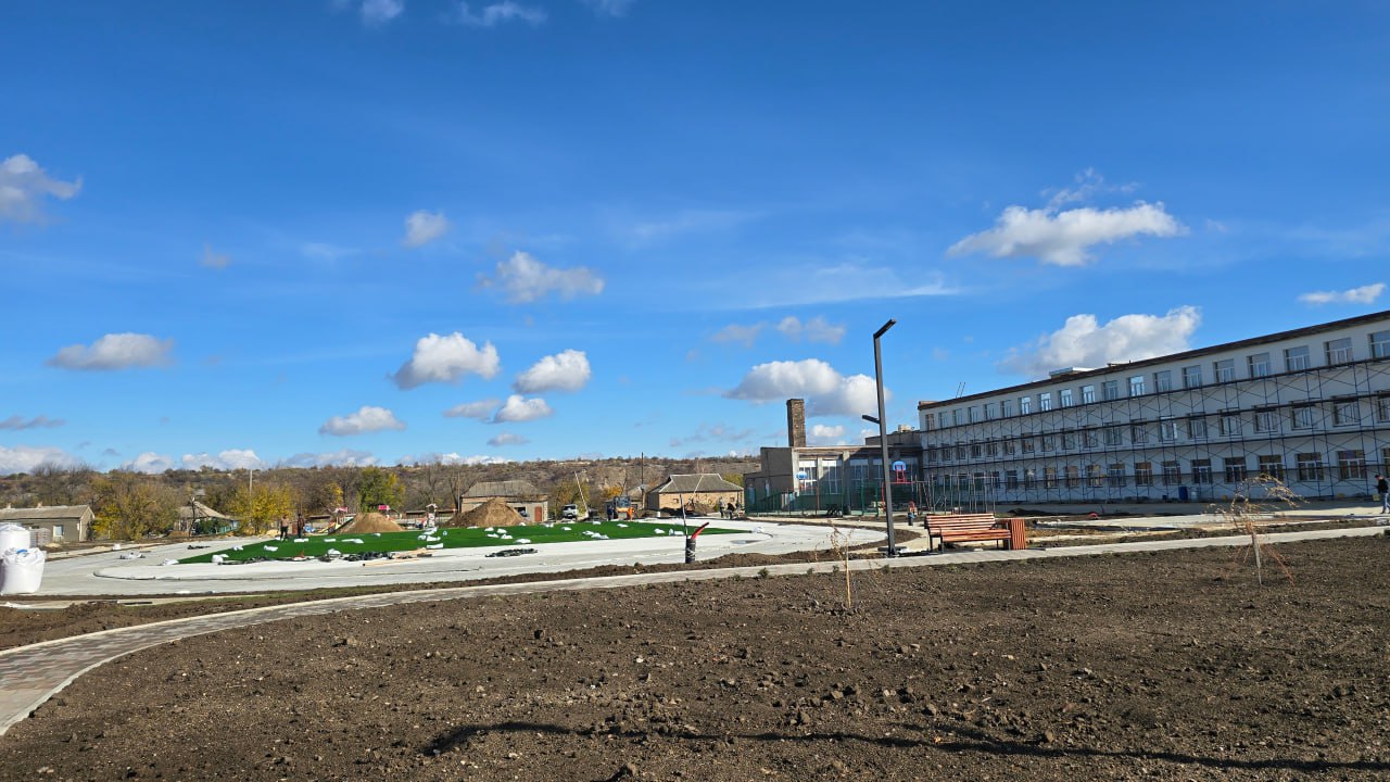 Николай Михайлов: В рамках реализации федерального проекта «Развитие отдельных территорий» государственной программы Российской Федерации «Комплексное развитие сельских территорий» в селе Раздольное проводятся работы по... Николай Михайлов: В рамках реализации федерального проекта «Развитие отдельных территорий» государственной программы Российской Федерации «Комплексное развитие сельских территорий» в селе Раздольное проводятся работы по...