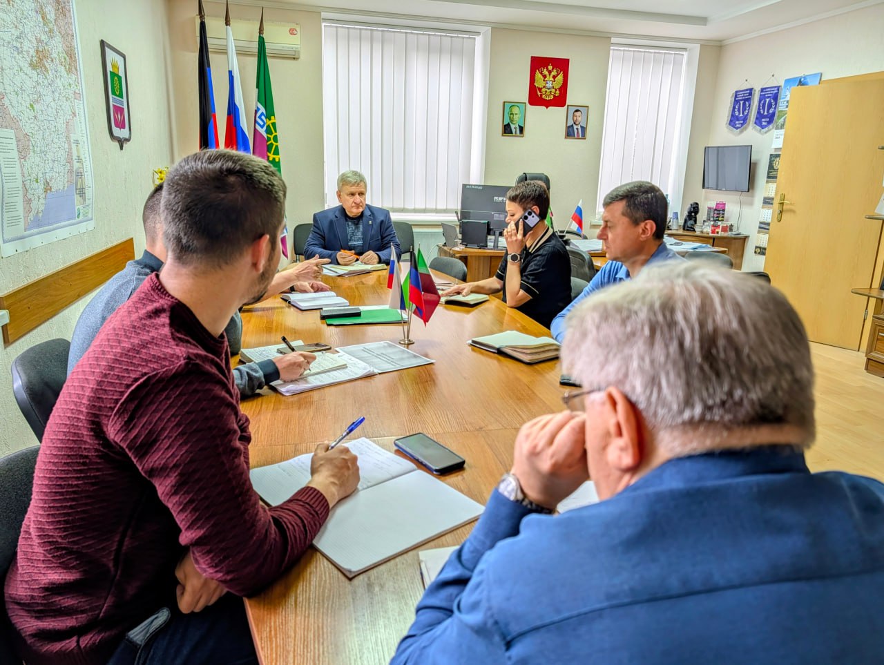 Глава муниципального образования Старобешевский муниципальный округ Николай Михайлов провел оперативное совещание по текущим вопросам Глава муниципального образования Старобешевский муниципальный округ Николай Михайлов провел оперативное совещание по текущим вопросам