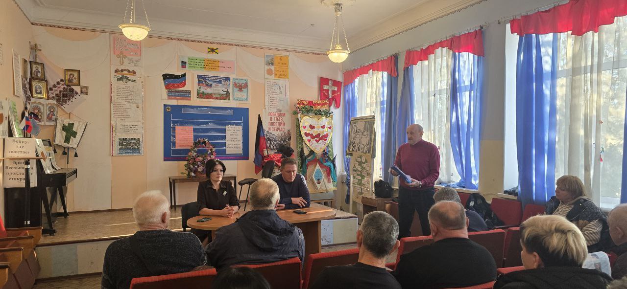 Александр Качанов: В Докучаевске проходят встречи с жителями Александр Качанов: В Докучаевске проходят встречи с жителями