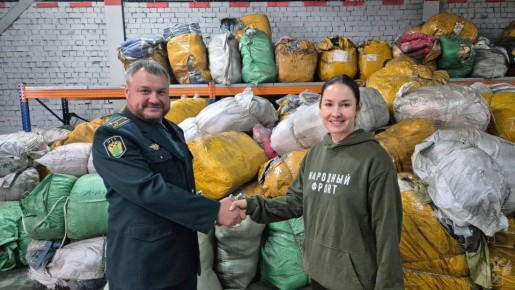 Приволжские таможенники передали 40 тонн конфискованных товаров жителям ДНР