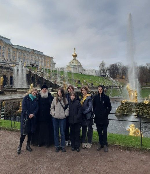 Александр Качанов: По благословению Высокопреосвящейннейшего Владимира митрополита Донецкого и Мариупольского и по приглашению директора музея "Исаакиевский собор" Мудрова Юрия Витальевича, а так же при содействии... Александр Качанов: По благословению Высокопреосвящейннейшего Владимира митрополита Донецкого и Мариупольского и по приглашению директора музея "Исаакиевский собор" Мудрова Юрия Витальевича, а так же при содействии...