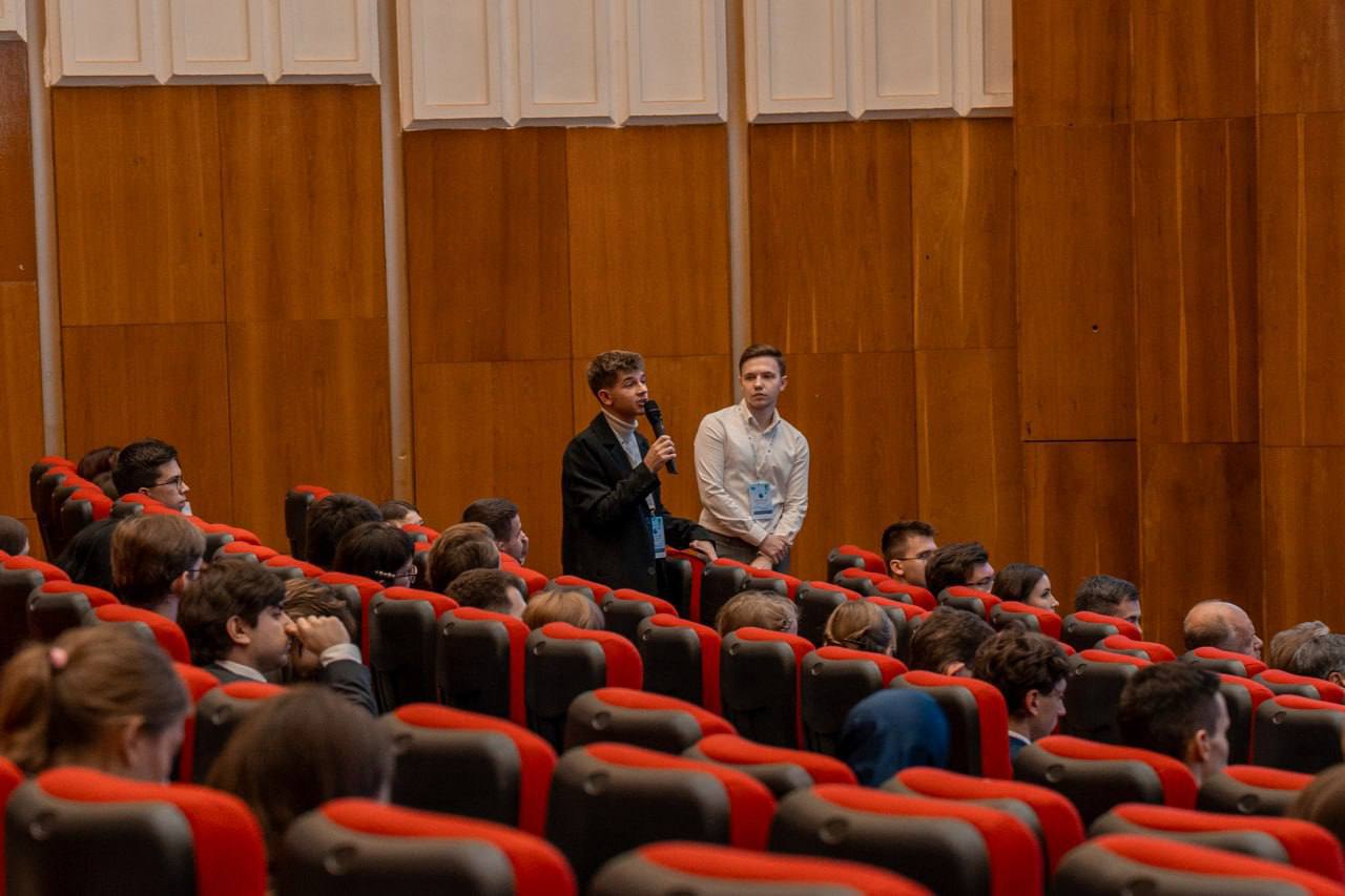 Наталья Никонорова: Вчера выступила на III форуме молодых дипломатов «Меркурий-2025», который прошел на базе Мариупольского государственного университета им. А. И. Куинджи Наталья Никонорова: Вчера выступила на III форуме молодых дипломатов «Меркурий-2025», который прошел на базе Мариупольского государственного университета им. А. И. Куинджи