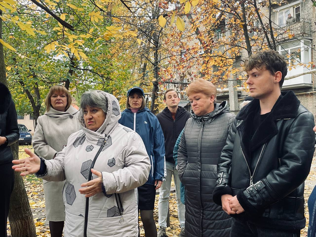 Анна Кондрыкинская: Ни одна проблема не остаётся без внимания: продолжаю комплексно выезжать на жалобы наших жителей Анна Кондрыкинская: Ни одна проблема не остаётся без внимания: продолжаю комплексно выезжать на жалобы наших жителей