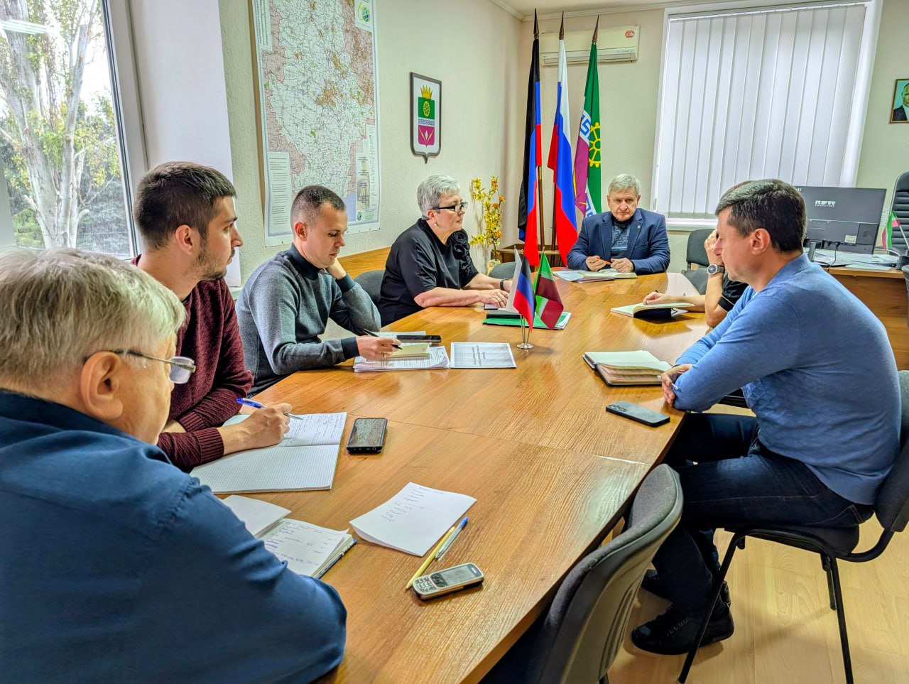 Глава муниципального образования Старобешевский муниципальный округ Николай Михайлов провел оперативное совещание по текущим вопросам