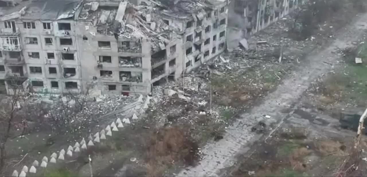 Бойцы армии России зашли в Мирноград с восточного и северо-восточного направлений