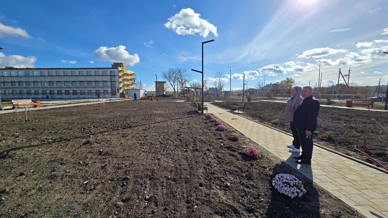 Николай Михайлов: В рамках реализации федерального проекта «Развитие отдельных территорий» государственной программы Российской Федерации «Комплексное развитие сельских территорий» в селе Раздольное проводятся работы по... Николай Михайлов: В рамках реализации федерального проекта «Развитие отдельных территорий» государственной программы Российской Федерации «Комплексное развитие сельских территорий» в селе Раздольное проводятся работы по...