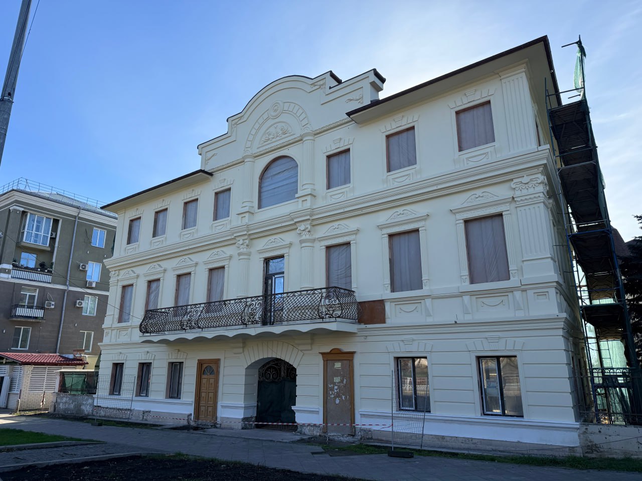 В Мариуполе завершается реконструкция здания Представительства Санкт-Петербурга