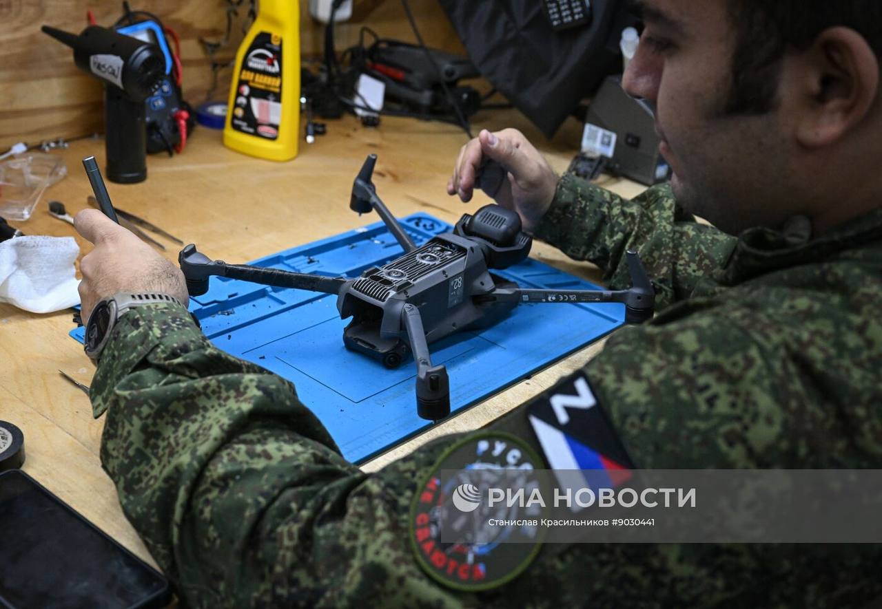 Лаборатория по ремонту и сборке БПЛА группировки войск «Центр» на Покровском (Красноармейском) направлении Лаборатория по ремонту и сборке БПЛА группировки войск «Центр» на Покровском (Красноармейском) направлении
