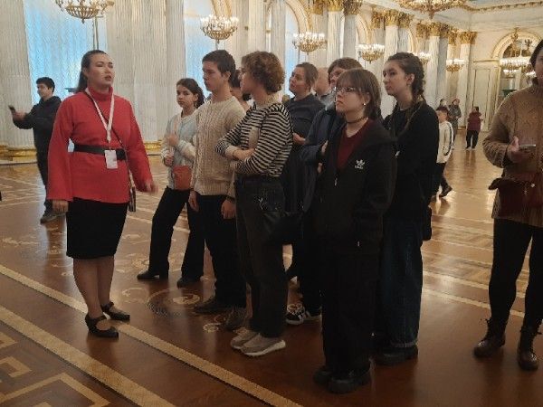 Александр Качанов: По благословению Высокопреосвящейннейшего Владимира митрополита Донецкого и Мариупольского и по приглашению директора музея "Исаакиевский собор" Мудрова Юрия Витальевича, а так же при содействии... Александр Качанов: По благословению Высокопреосвящейннейшего Владимира митрополита Донецкого и Мариупольского и по приглашению директора музея "Исаакиевский собор" Мудрова Юрия Витальевича, а так же при содействии...