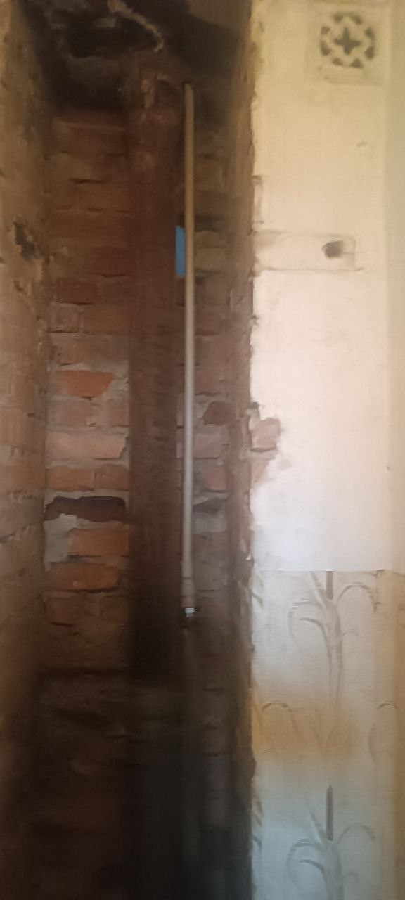 Обращения и заявки по вопросам аварийных ситуаций на сетях отопления и о недополученном теплоносителе, ремонте канализационной системы, поступающие в адрес администрации городского округа и в адрес Участка № 6 Енакиевского...