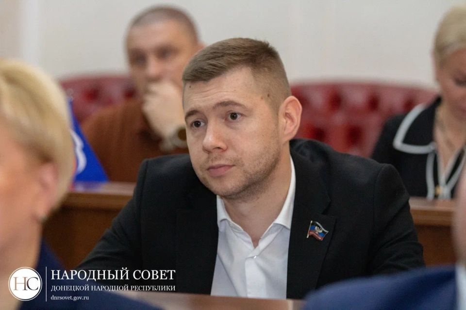 Константин Кузьмин: В Народном Совете продолжаются «правительственные часы» Константин Кузьмин: В Народном Совете продолжаются «правительственные часы»