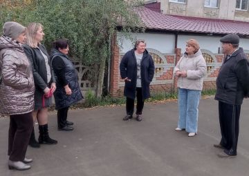 В с. Благодатное состоялась встреча начальника Благодатновского территориального отдела Инны Науменко с населением