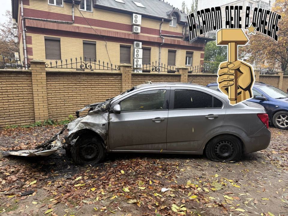 В Донецке мужчина поссорился со своим знакомым и по ошибке сжёг машину его сожительницы В Донецке мужчина поссорился со своим знакомым и по ошибке сжёг машину его сожительницы