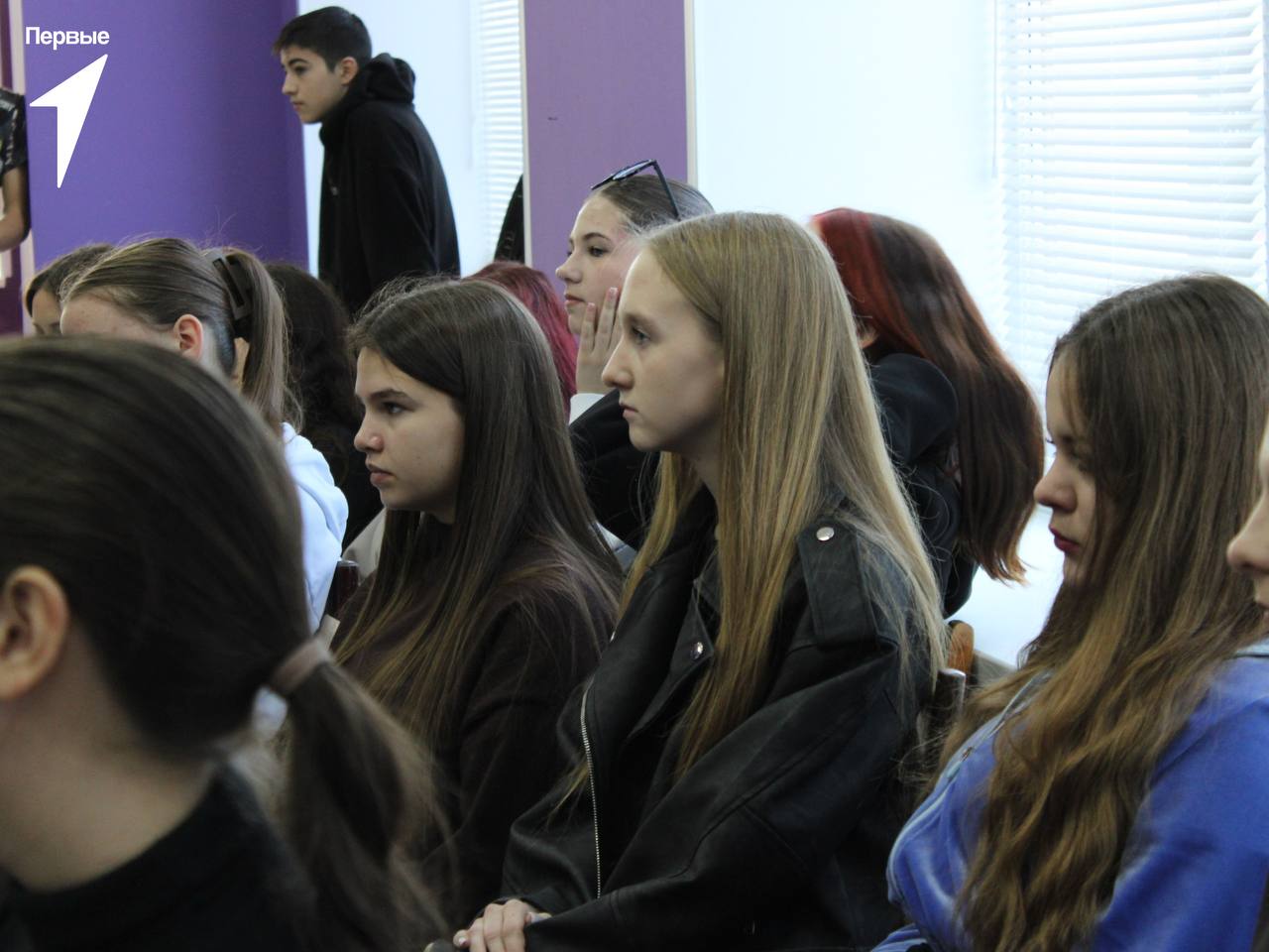 Чем опасно неоязычество?. В Торезе активисты «Движения Первых» зажгли искру диалога, посвятив встречу деликатной и важной теме – профилактике неоязычества среди молодежи