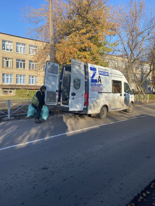 С заботой об округе.. На 31.10.2025 г. сотрудниками МУП "ЭКОС" выполнены следующие виды работ: Вывоз мусора с территории ГБОУ "Школа №5 Ясиноватского МО" Восстановление наружного освещения по обращениям граждан (ул.... С заботой об округе.. На 31.10.2025 г. сотрудниками МУП "ЭКОС" выполнены следующие виды работ: Вывоз мусора с территории ГБОУ "Школа №5 Ясиноватского МО" Восстановление наружного освещения по обращениям граждан (ул....