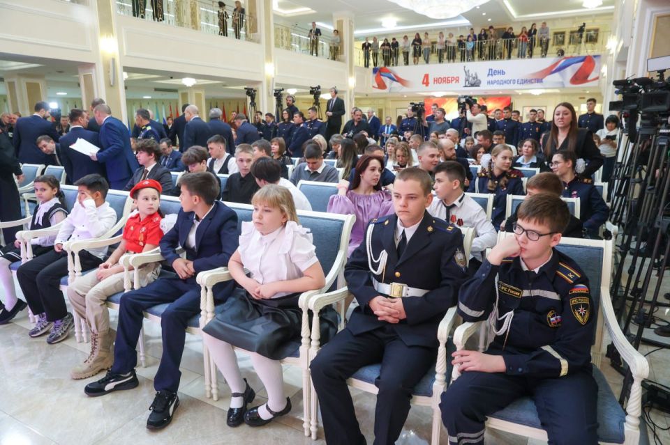 � ������ ��������� ��������� �����-������ �� �������� ����� � ����������� ��������