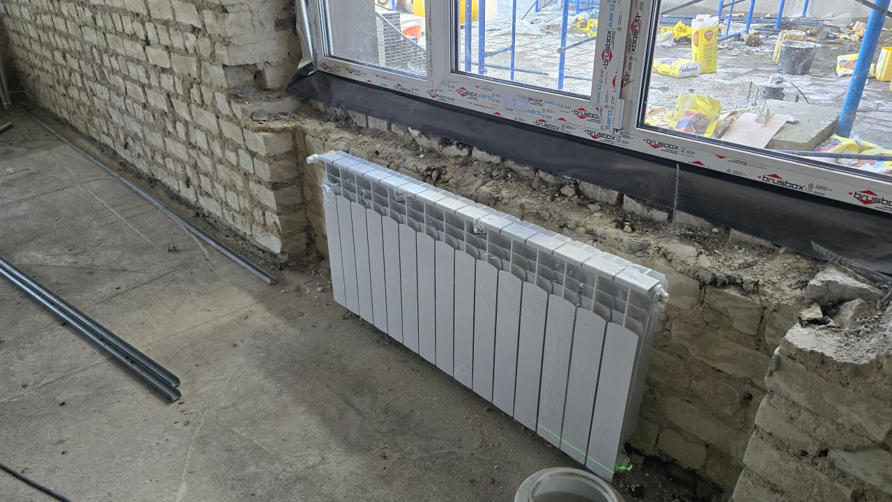 Николай Михайлов: В ходе рабочего визита в село Раздольное проинспектировал ход выполнение ремонтных работ в ГБОУ «Раздольненская школа Старобешевского м.о.» и ГКДОУ «Раздольненский детский сад «Золотой петушок»... Николай Михайлов: В ходе рабочего визита в село Раздольное проинспектировал ход выполнение ремонтных работ в ГБОУ «Раздольненская школа Старобешевского м.о.» и ГКДОУ «Раздольненский детский сад «Золотой петушок»...