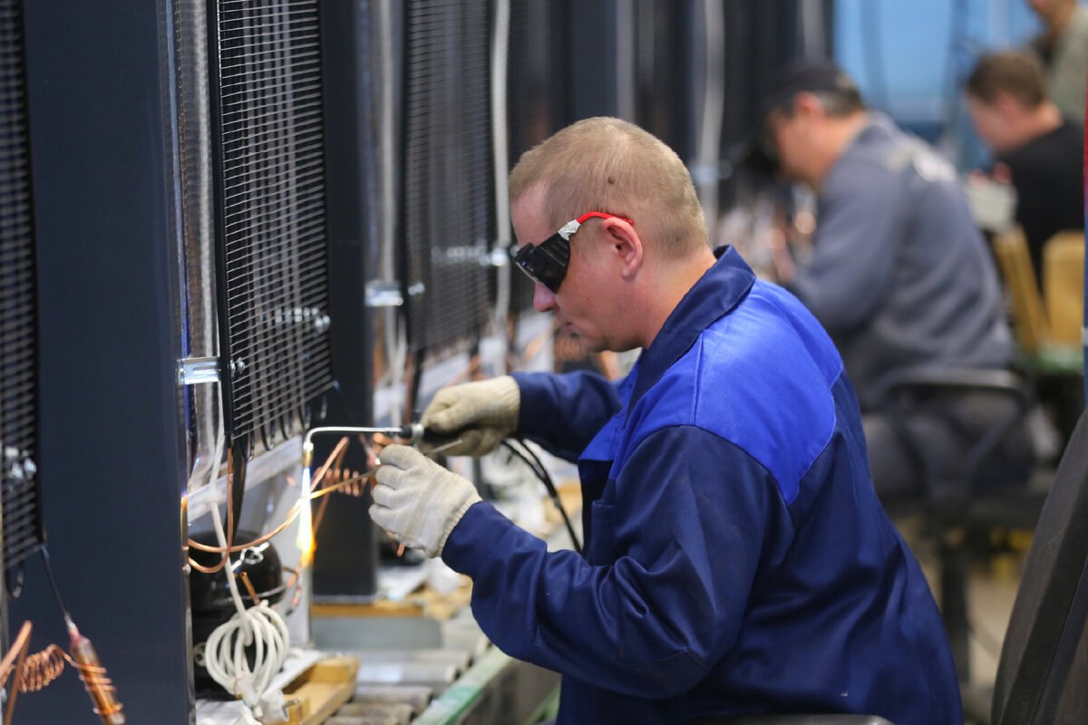 Возвращение к мирной жизни: история Евгения из Донецка