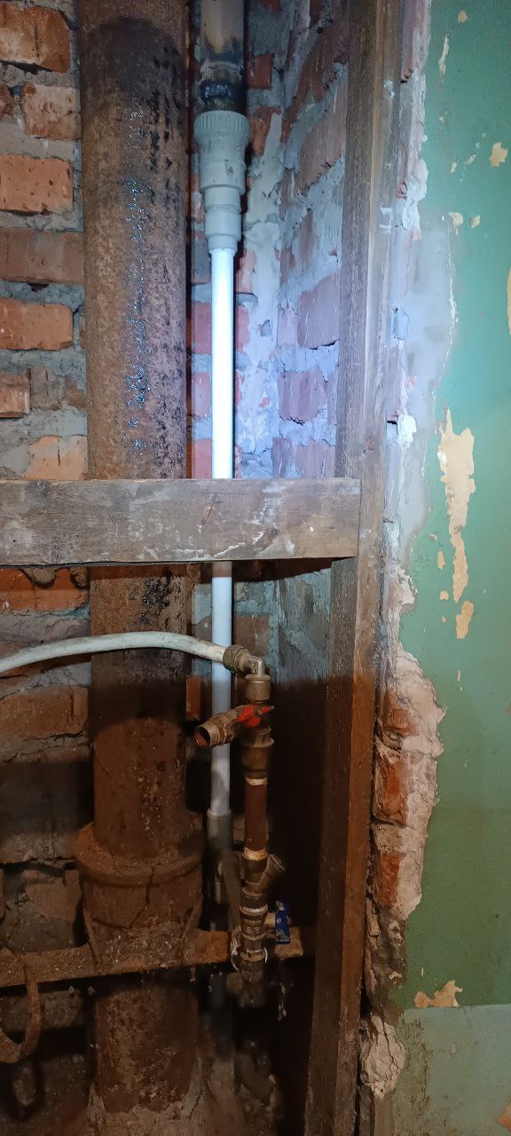 Обращения и заявки по вопросам аварийных ситуаций на сетях отопления и о недополученном теплоносителе, ремонте канализационной системы, поступающие в адрес администрации городского округа и в адрес Участка № 6 Енакиевского... Обращения и заявки по вопросам аварийных ситуаций на сетях отопления и о недополученном теплоносителе, ремонте канализационной системы, поступающие в адрес администрации городского округа и в адрес Участка № 6 Енакиевского...