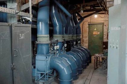 Пройти отопительный сезон Мариуполю помогают 50 ремонтников из регионов-шефов