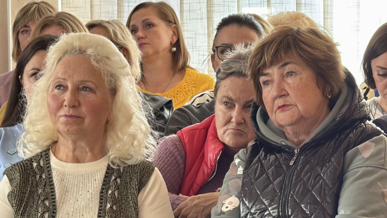 В Ленинском районе Донецка обсудили методы мониторинга социальных проектов В Ленинском районе Донецка обсудили методы мониторинга социальных проектов