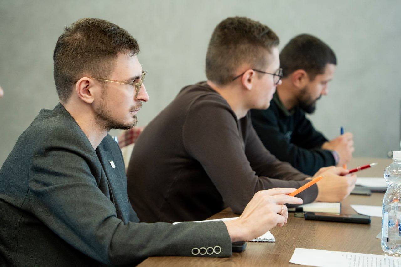 Волонтеры пройдут дополнительное обучение для работы на освобожденных территориях Волонтеры пройдут дополнительное обучение для работы на освобожденных территориях