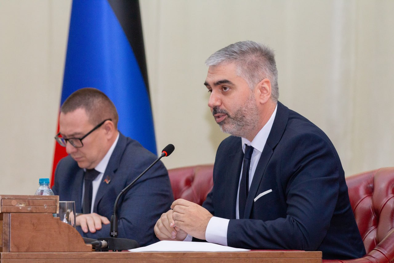 Денис Машков: Сегодня, 31 октября, состоялось 74-е пленарное заседание Народного Совета ДНР Денис Машков: Сегодня, 31 октября, состоялось 74-е пленарное заседание Народного Совета ДНР