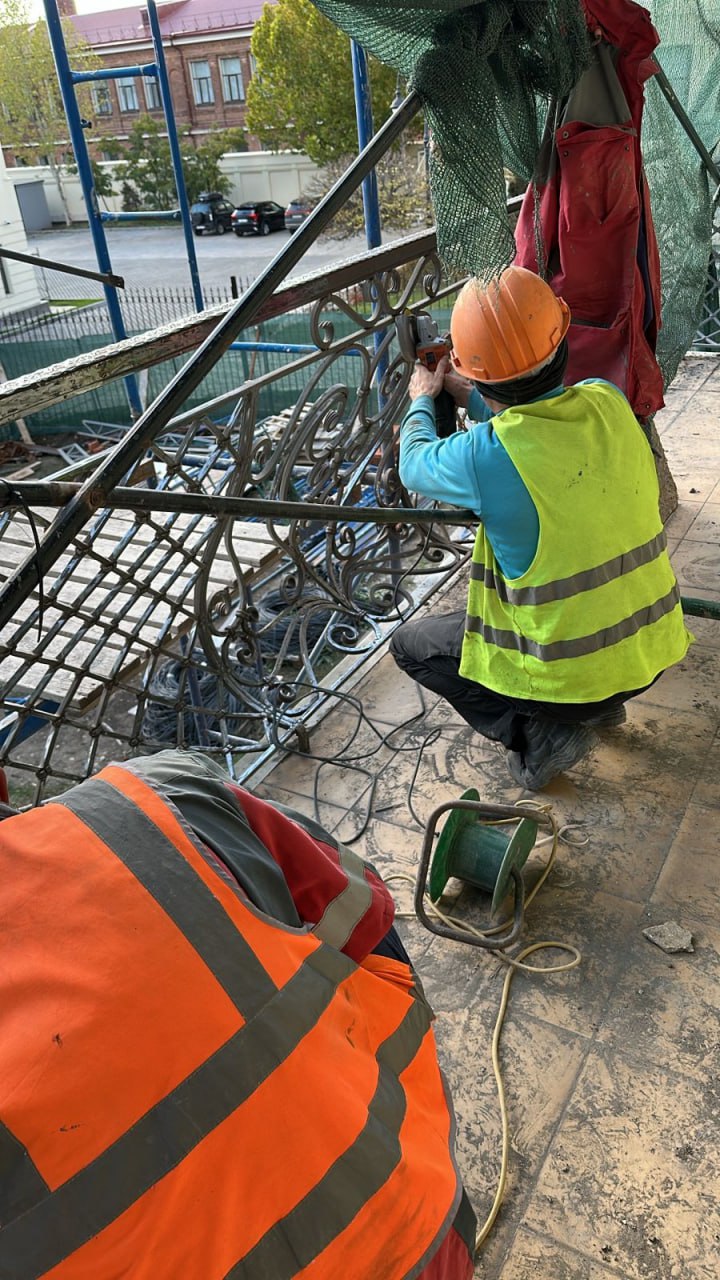 В Мариуполе завершается реконструкция здания Представительства Санкт-Петербурга В Мариуполе завершается реконструкция здания Представительства Санкт-Петербурга