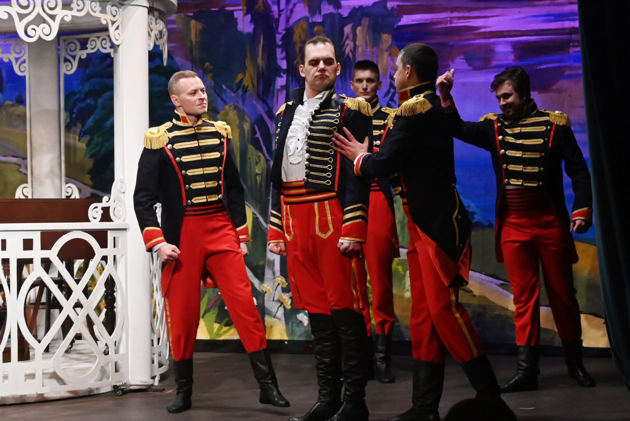 Впервые на Сцене на Садовом: в Донецкой муздраме прошла премьера водевиля “Так не бывает!” Впервые на Сцене на Садовом: в Донецкой муздраме прошла премьера водевиля “Так не бывает!”