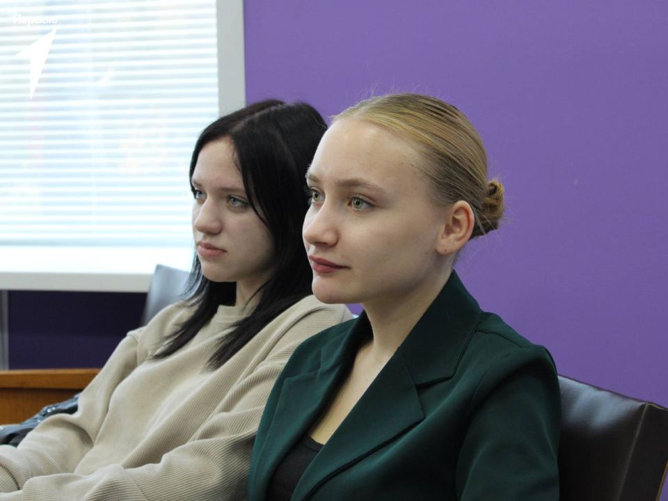 Чем опасно неоязычество?. В Торезе активисты «Движения Первых» зажгли искру диалога, посвятив встречу деликатной и важной теме – профилактике неоязычества среди молодежи Чем опасно неоязычество?. В Торезе активисты «Движения Первых» зажгли искру диалога, посвятив встречу деликатной и важной теме – профилактике неоязычества среди молодежи