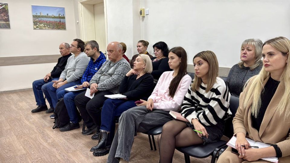 В Ворошиловском районе Донецка раскрыли секреты лидерства в социальном предпринимательстве! В Ворошиловском районе Донецка раскрыли секреты лидерства в социальном предпринимательстве!