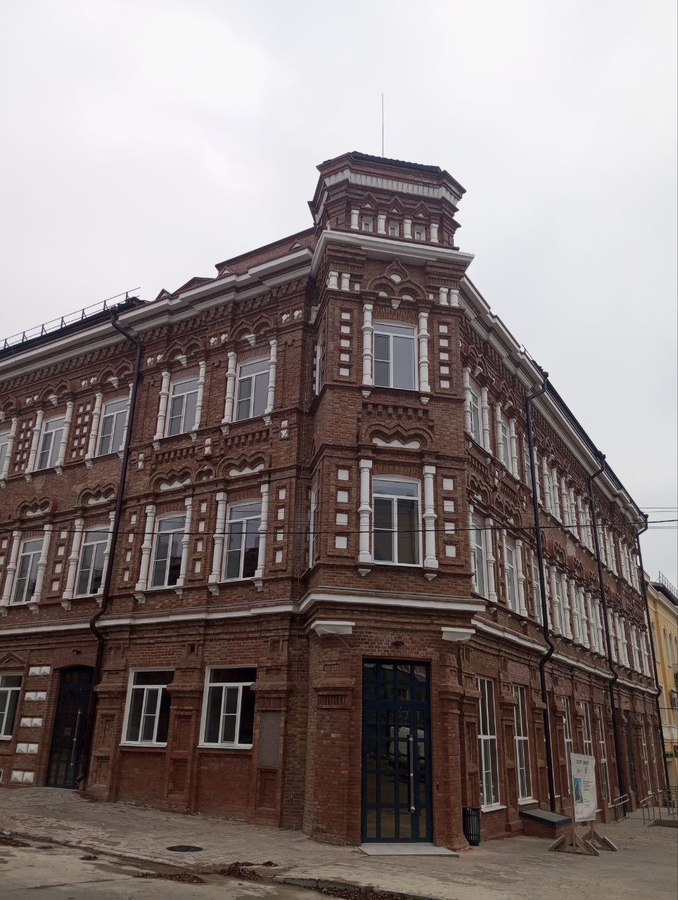 Восстановлен Дворец культуры «Молодежный» в г. Мариуполе Восстановлен Дворец культуры «Молодежный» в г. Мариуполе