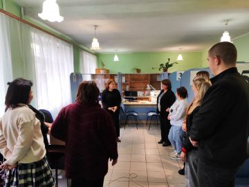 Сегодня депутат Тельмановского муниципального совета Елизавета Кямилева провела встречу с сотрудниками Клиентской службы социального фонда России в Тельмановском районе