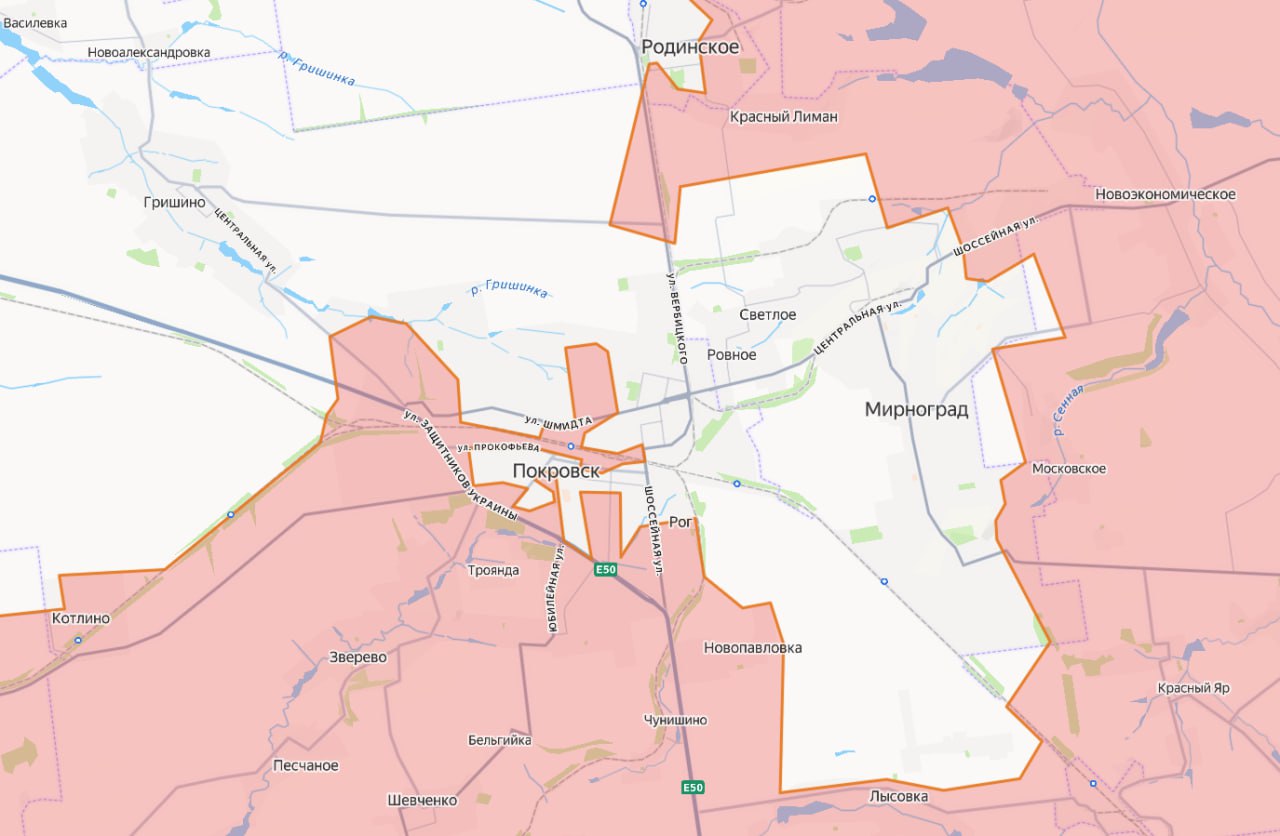 Так выглядит "контролируемость" ситуации в Покровске на отечественных и украинских онлайн-картах текущей обстановки в зоне СВО Так выглядит "контролируемость" ситуации в Покровске на отечественных и украинских онлайн-картах текущей обстановки в зоне СВО