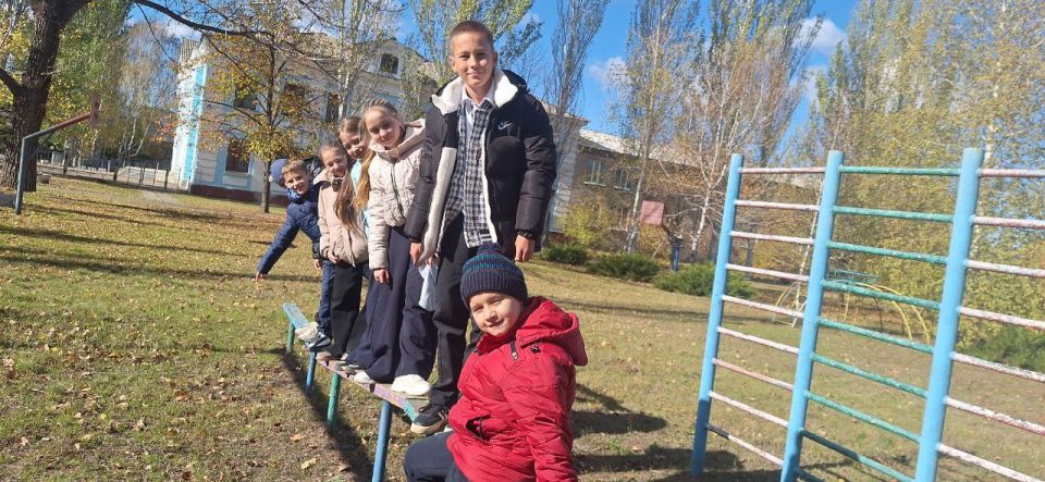 Осенние каникулы - это настоящий праздник позитивных эмоций! Осенние каникулы - это настоящий праздник позитивных эмоций!